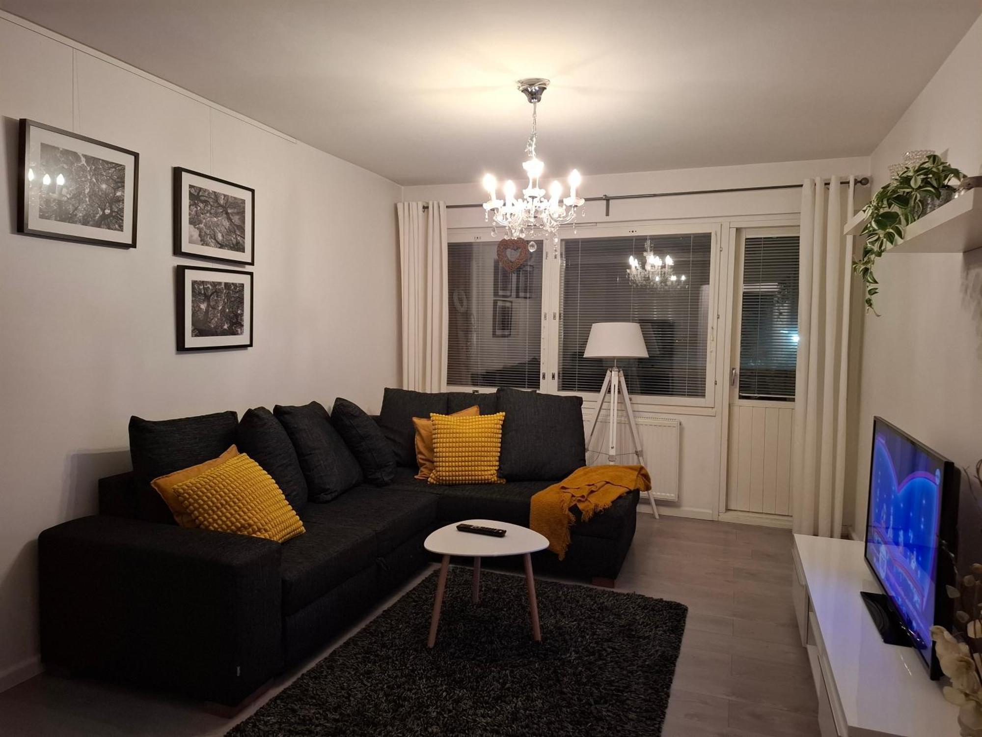City Apartment Snellmaninkatu 22 A, Yksityinen Pistokkeellinen Paikoitus Sisaeltyy Hintaan Куопіо Екстер'єр фото